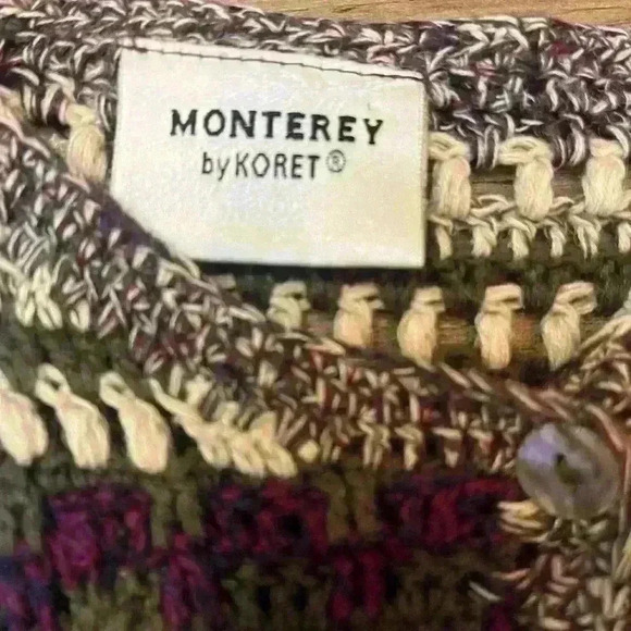 Cozy  Vintage 90s Striped Knitted Crewneck Button-Up Cardigan Sweater Purple‎ - Picture 5 of 5